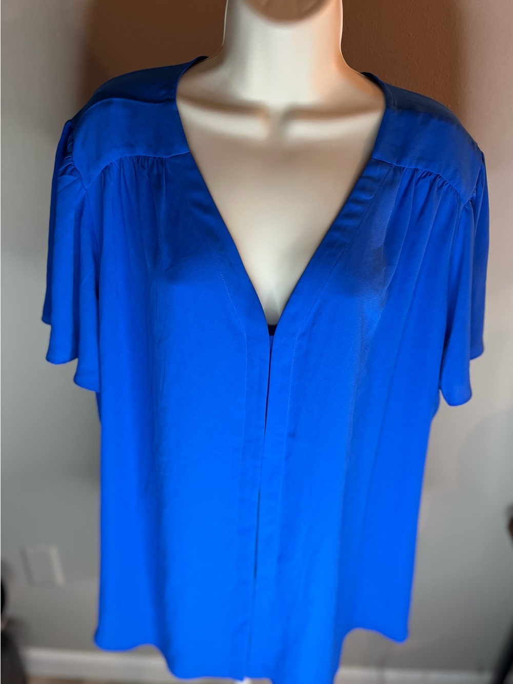 Vince Camuto V-Neck Flutter Sleeve Top - Royal Blue